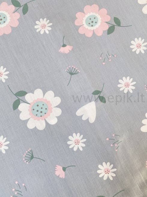 Satino medvilnės patalynės komplektas "Pink Chamomile"